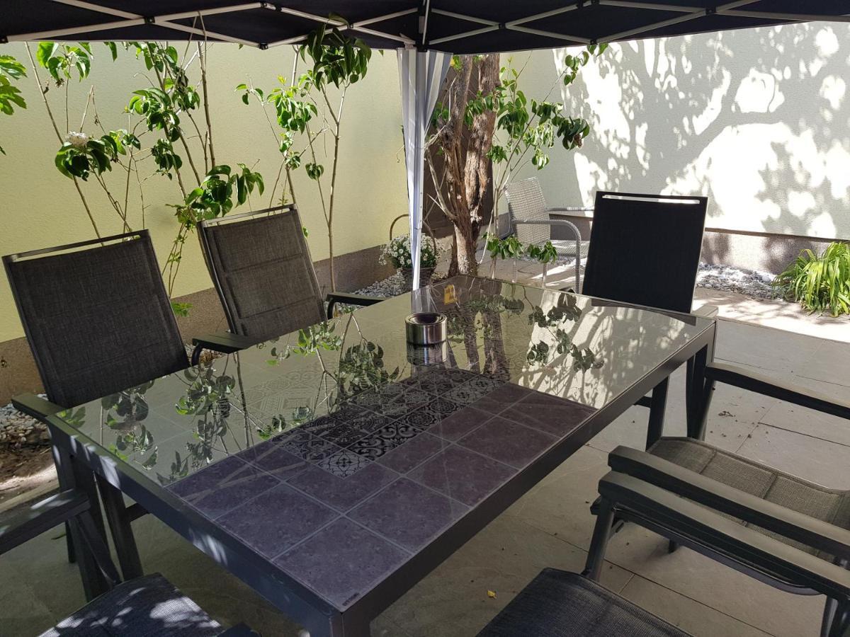 Mona S. Apartment Росток Екстериор снимка